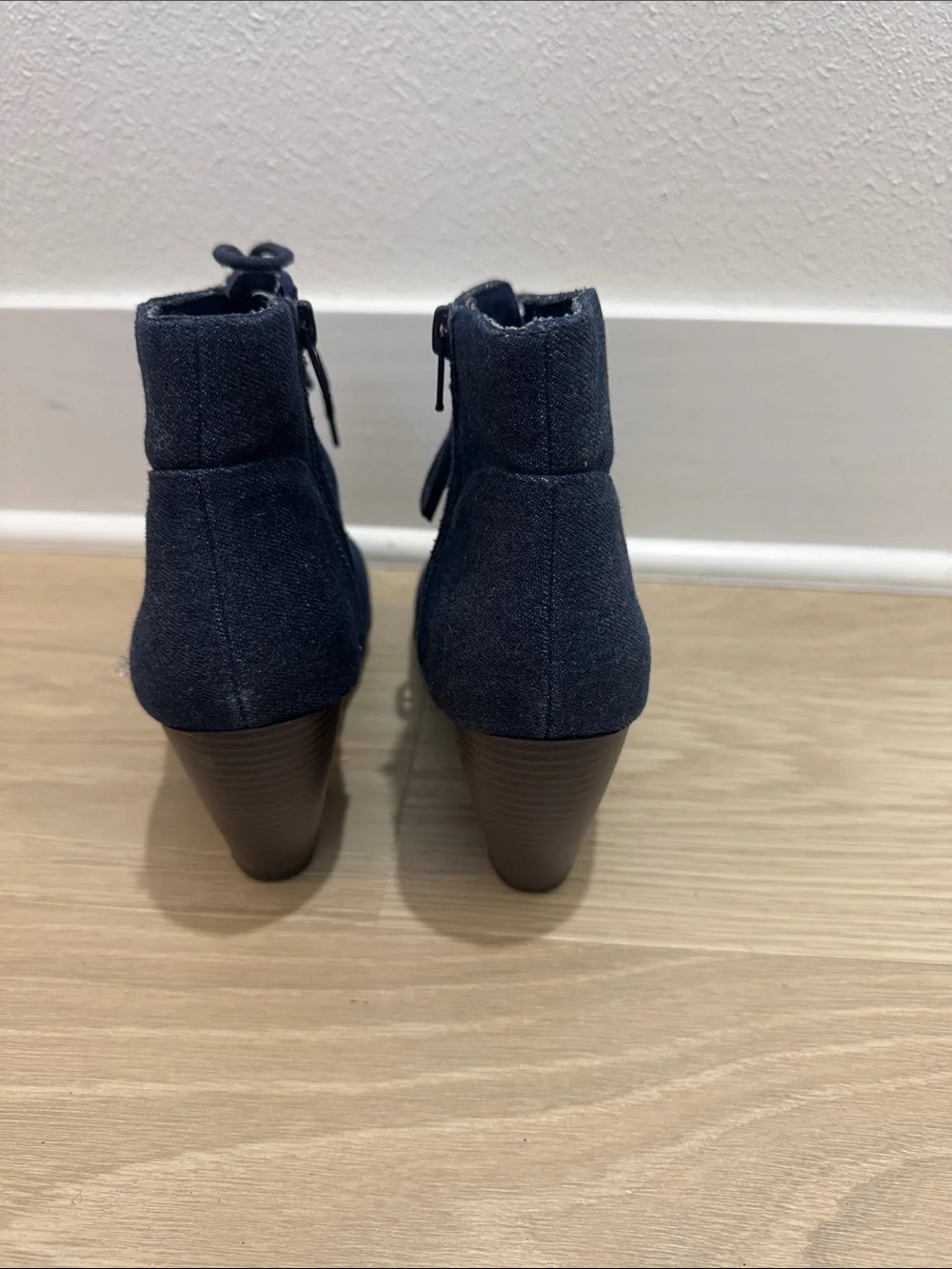 Rampage Dark Blue Denim Lace-Up Ankle Booties 9.5